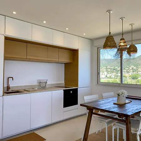 Le Lavandou, La Vue, La Vie! Apartment