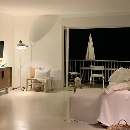 Le Lavandou, La Vue, La Vie! * Le Lavandou