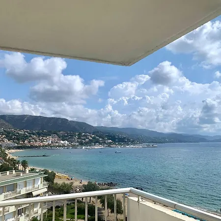Apartment Le Lavandou, La Vue, La Vie!